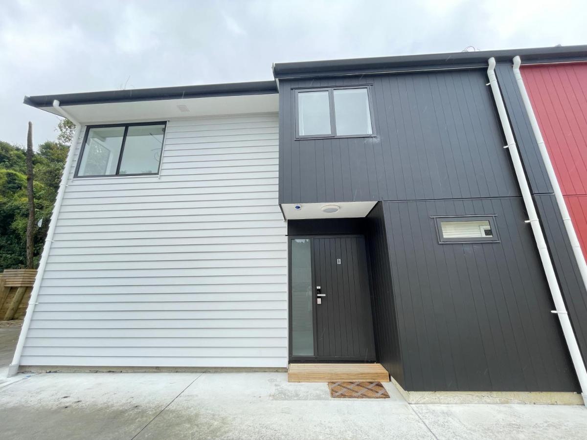 No Party Allowed, Entire Brand New 3 Bedroom Townhouse, Free Unlimited Fibre Wifi And Free Parking Wellington Exterior photo