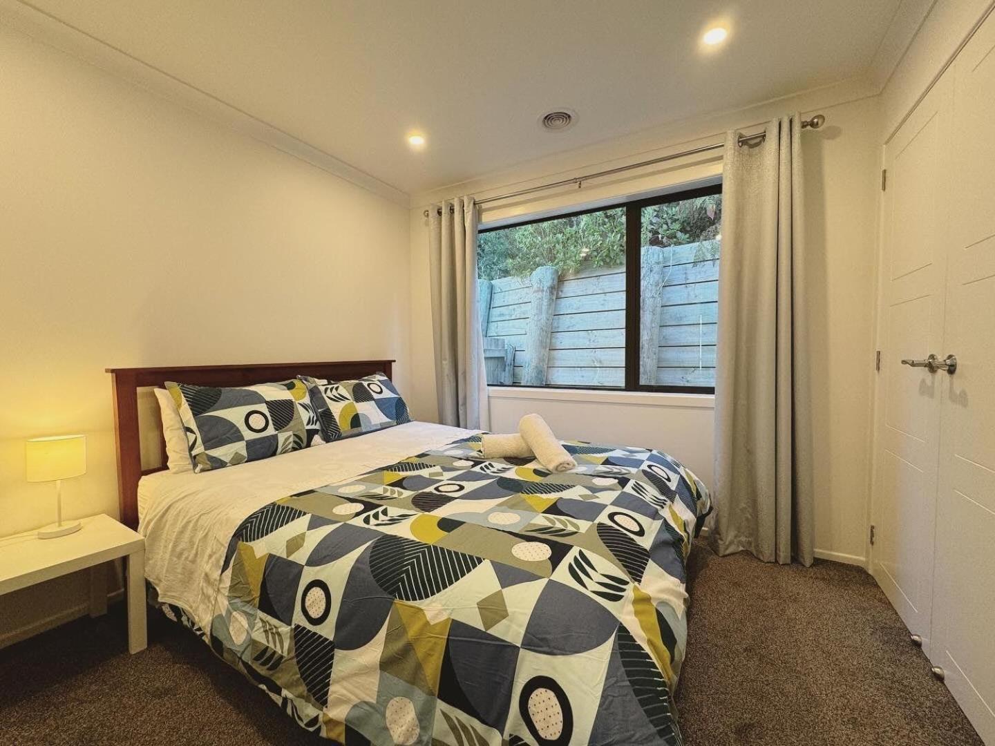 No Party Allowed, Entire Brand New 3 Bedroom Townhouse, Free Unlimited Fibre Wifi And Free Parking Wellington Exterior photo