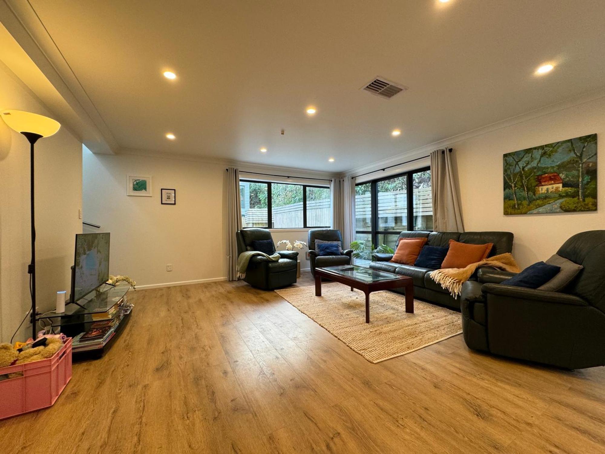 No Party Allowed, Entire Brand New 3 Bedroom Townhouse, Free Unlimited Fibre Wifi And Free Parking Wellington Exterior photo