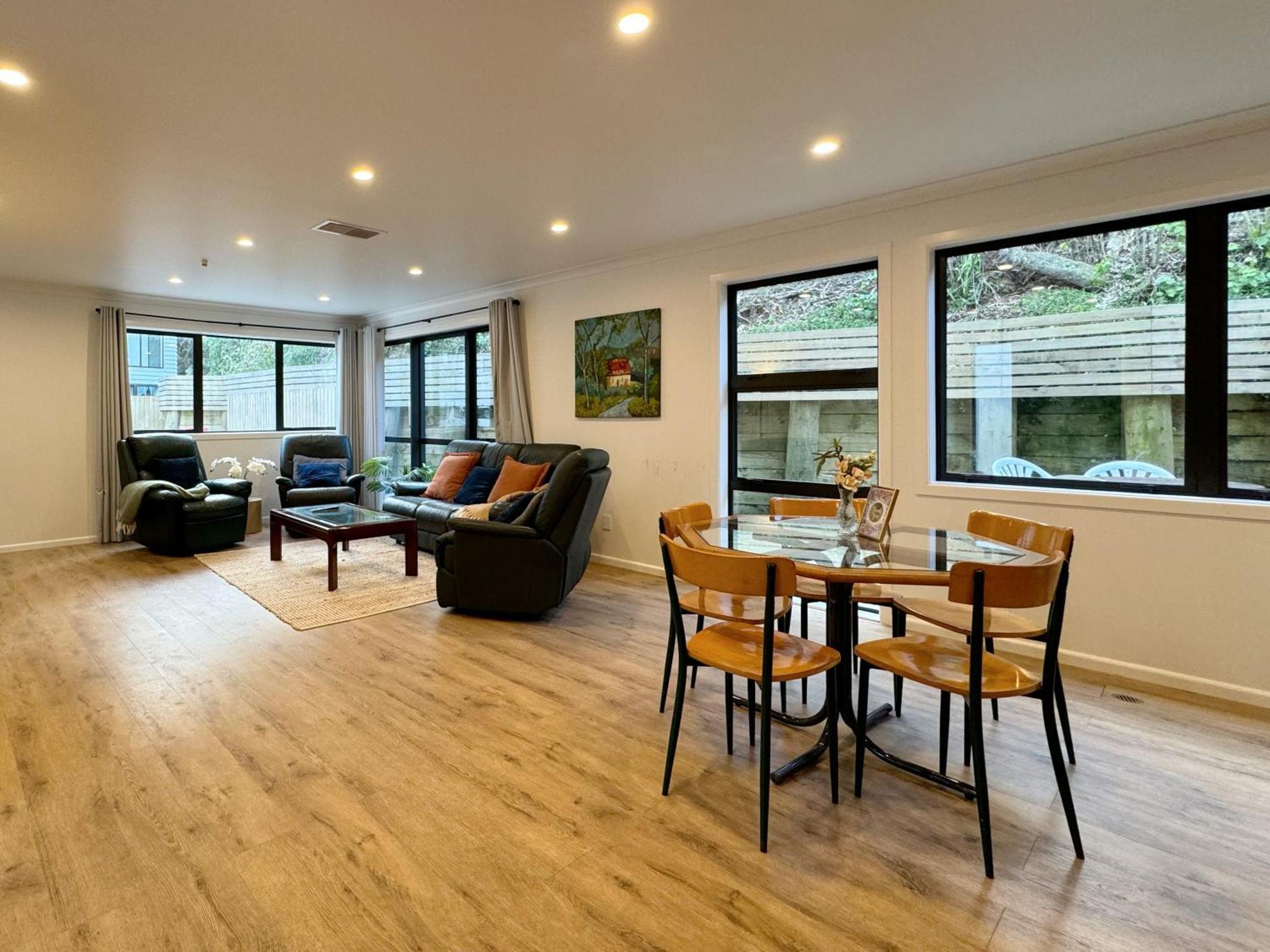 No Party Allowed, Entire Brand New 3 Bedroom Townhouse, Free Unlimited Fibre Wifi And Free Parking Wellington Exterior photo