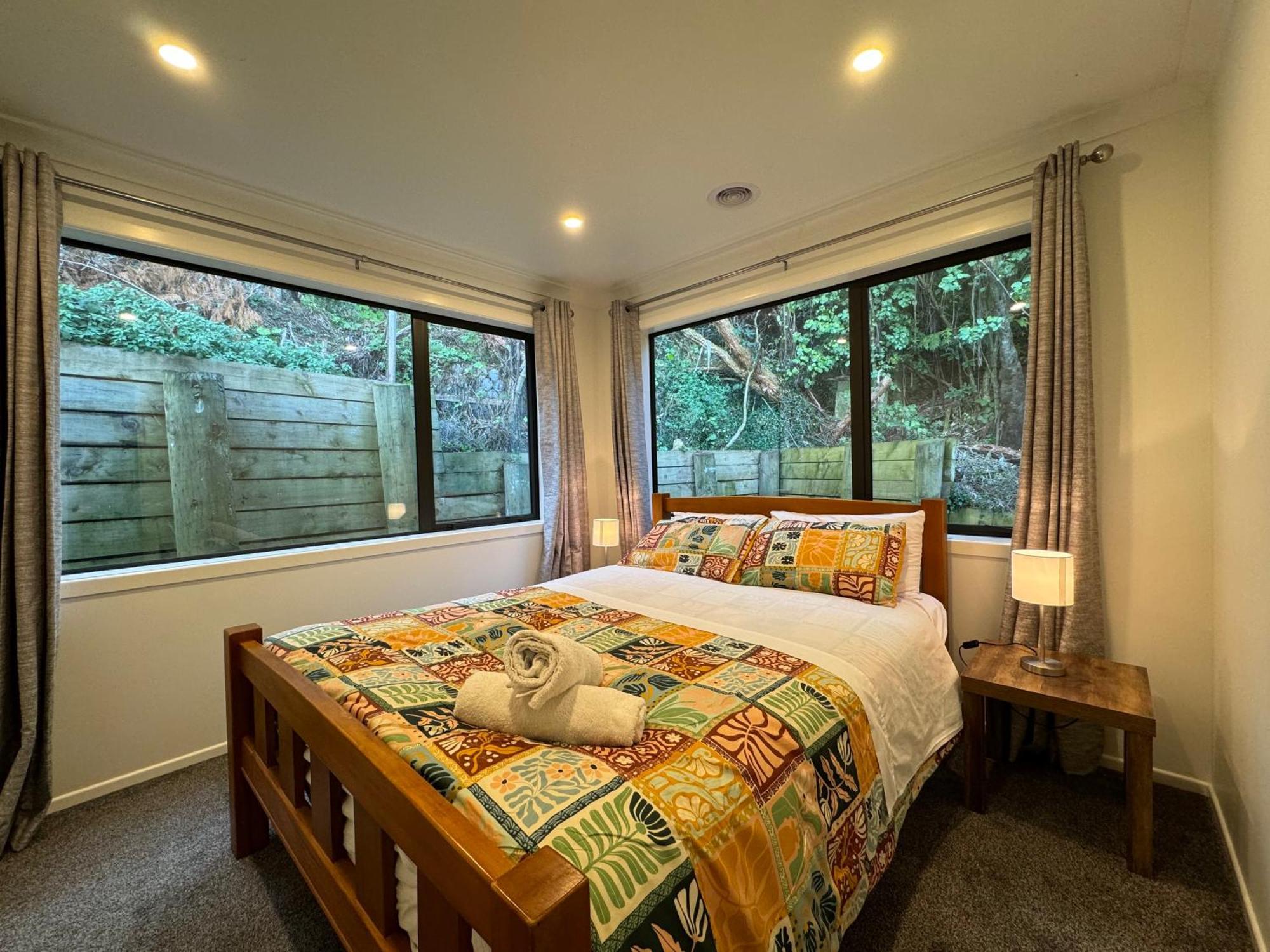 No Party Allowed, Entire Brand New 3 Bedroom Townhouse, Free Unlimited Fibre Wifi And Free Parking Wellington Exterior photo